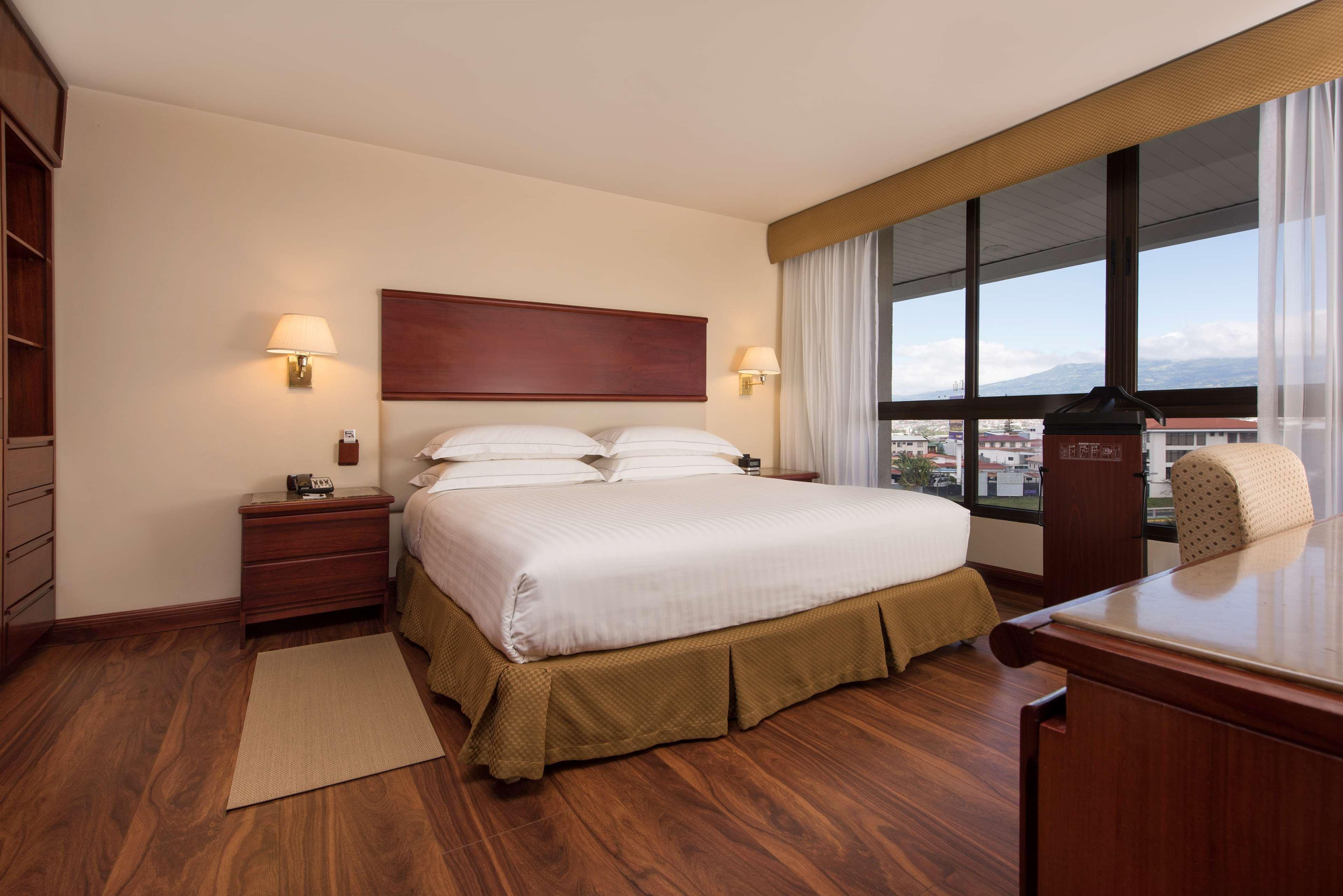 Barceló San José Hotel Exterior foto A bedroom at the hotel